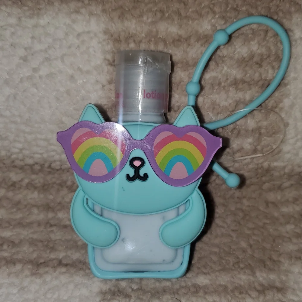 5 for $25 | NWOT Claire's Kitty with Sunglasses Holder and Scented Hand Lotion
